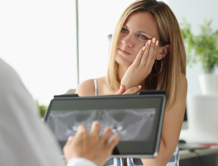 Wisdom tooth pain